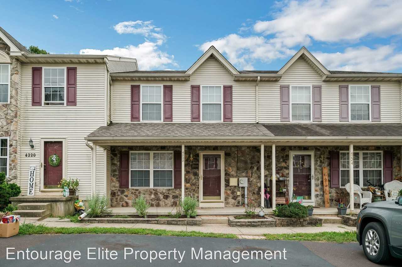 4222 Elm Ct - Photo 3 of 28