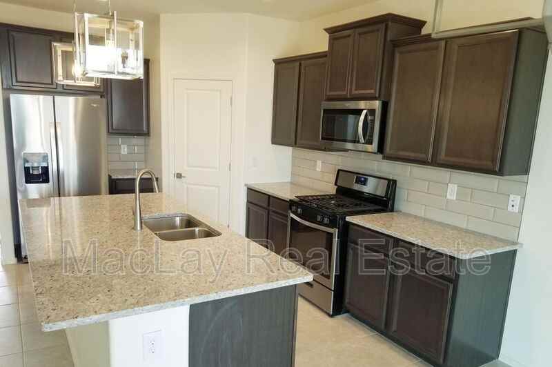 10652 W Filbert St - Photo 2 of 21