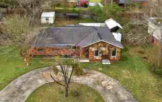 featured image of 1050 Bacon Rd