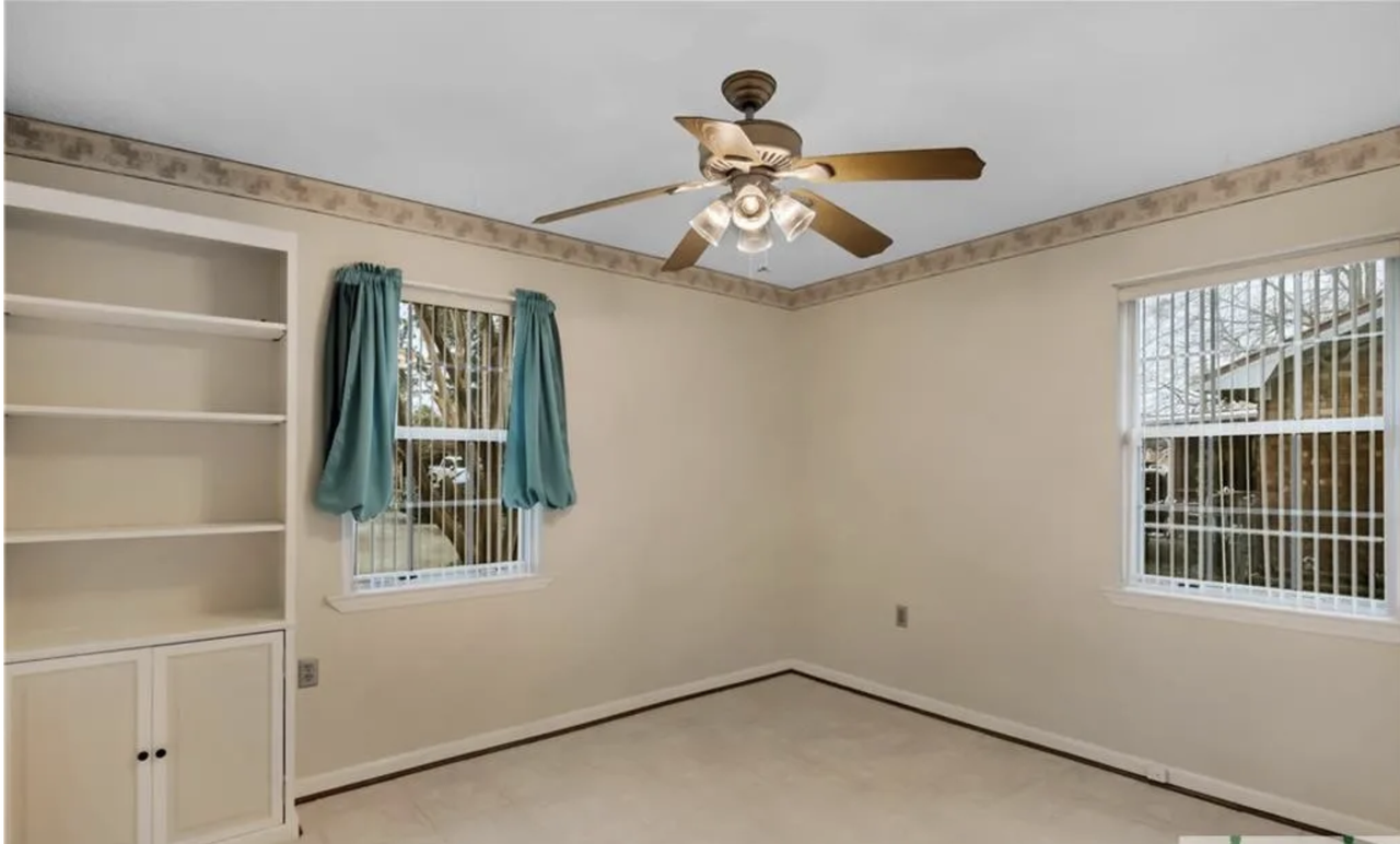 1050 Bacon Rd - Photo 4 of 20