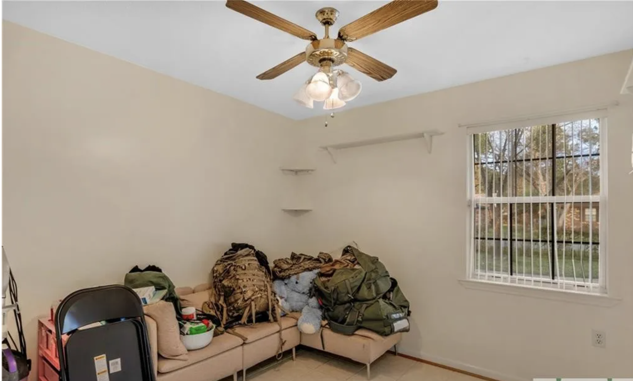 1050 Bacon Rd - Photo 6 of 20