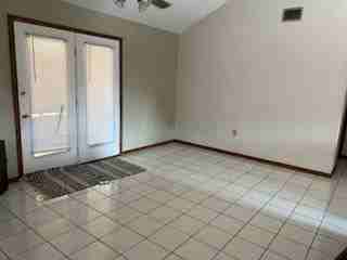 713 Berkshire Dr - Photo 3 of 15