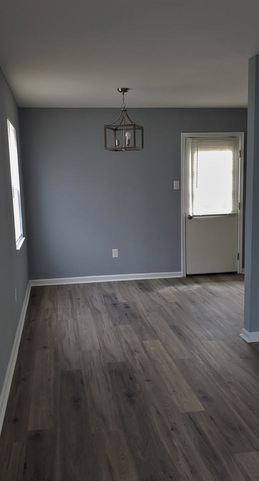 345 Washburn Dr - Photo 2 of 15