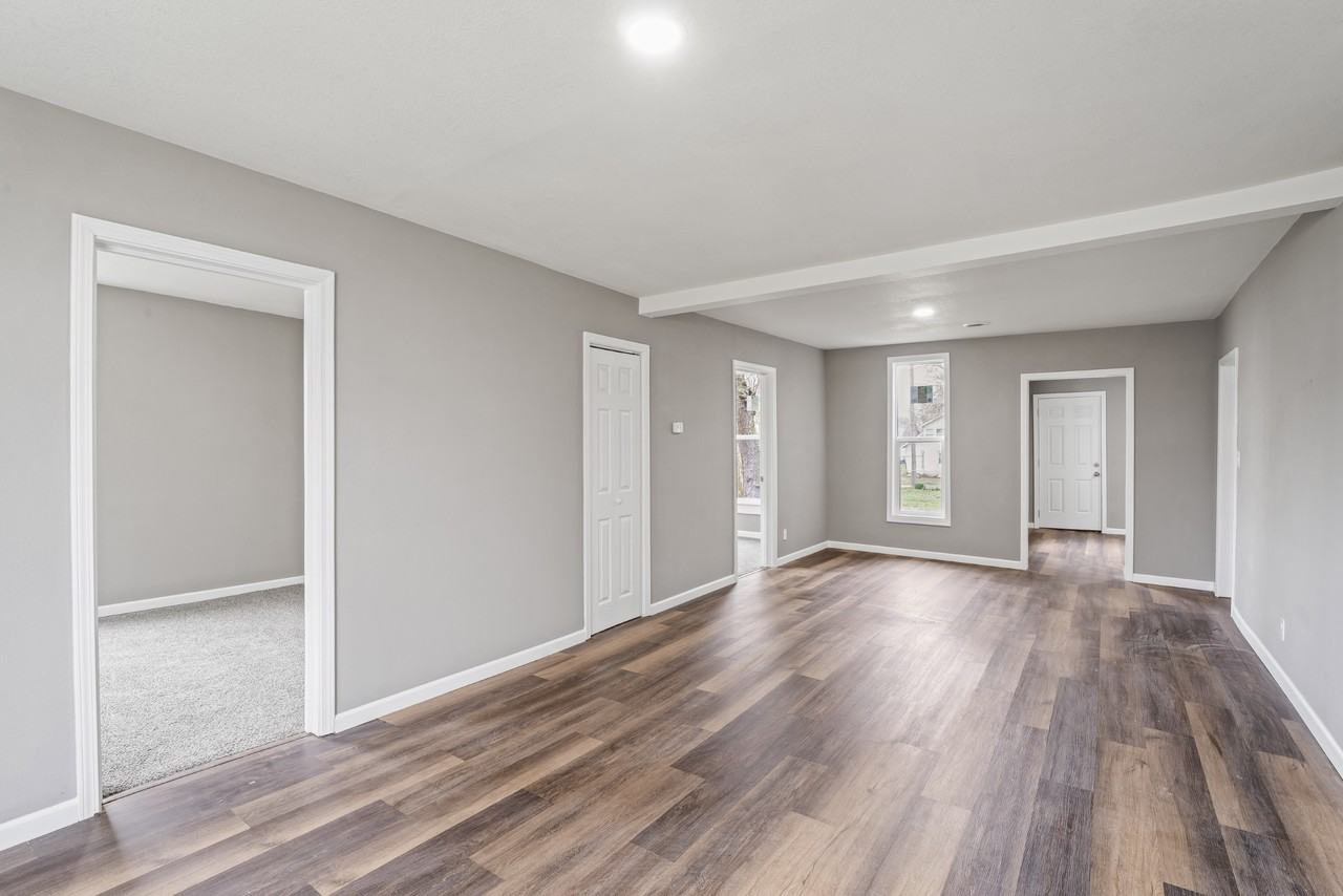 818 Pacific Ave - Photo 3 of 29