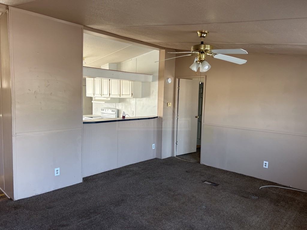3406 Valencia Dr - Photo 3 of 13