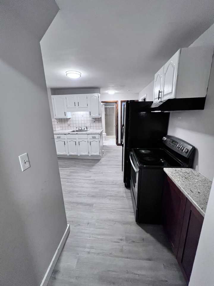 137 Florence St #3 - Photo 3 of 11