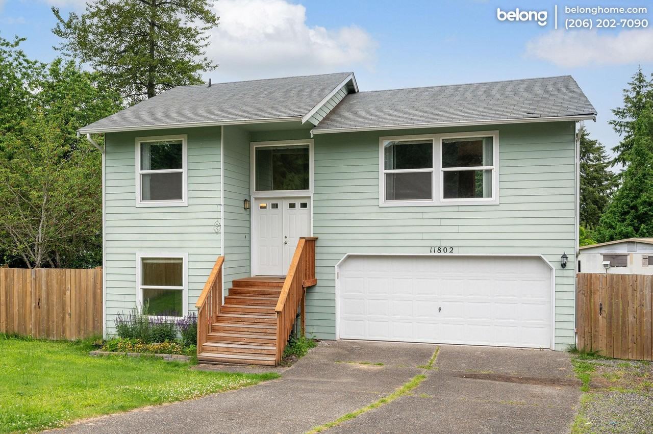 11802 200th Avenue Ct E - Photo 2 of 39