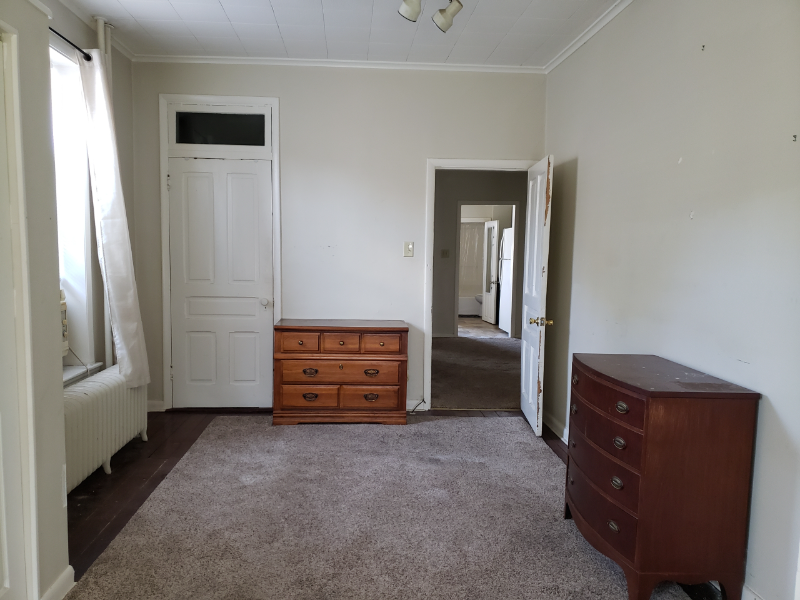 25 Philadelphia Ave #1stFL - Photo 2 of 7