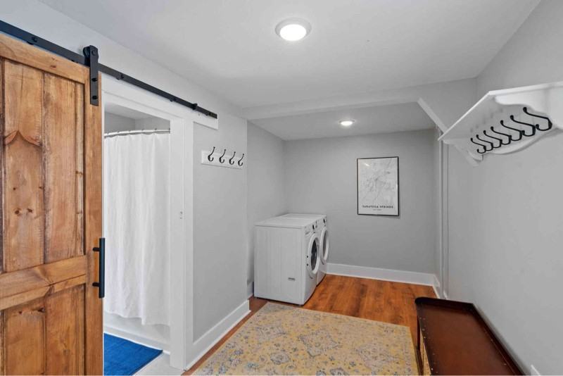 211 Grand Ave #A - Photo 3 of 12