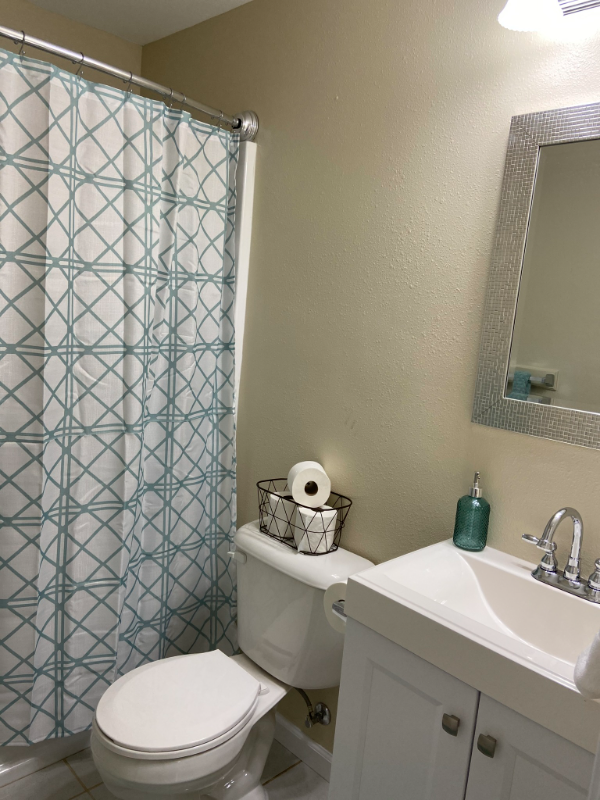 808 Yucca Drive #4 - Photo 2 of 4