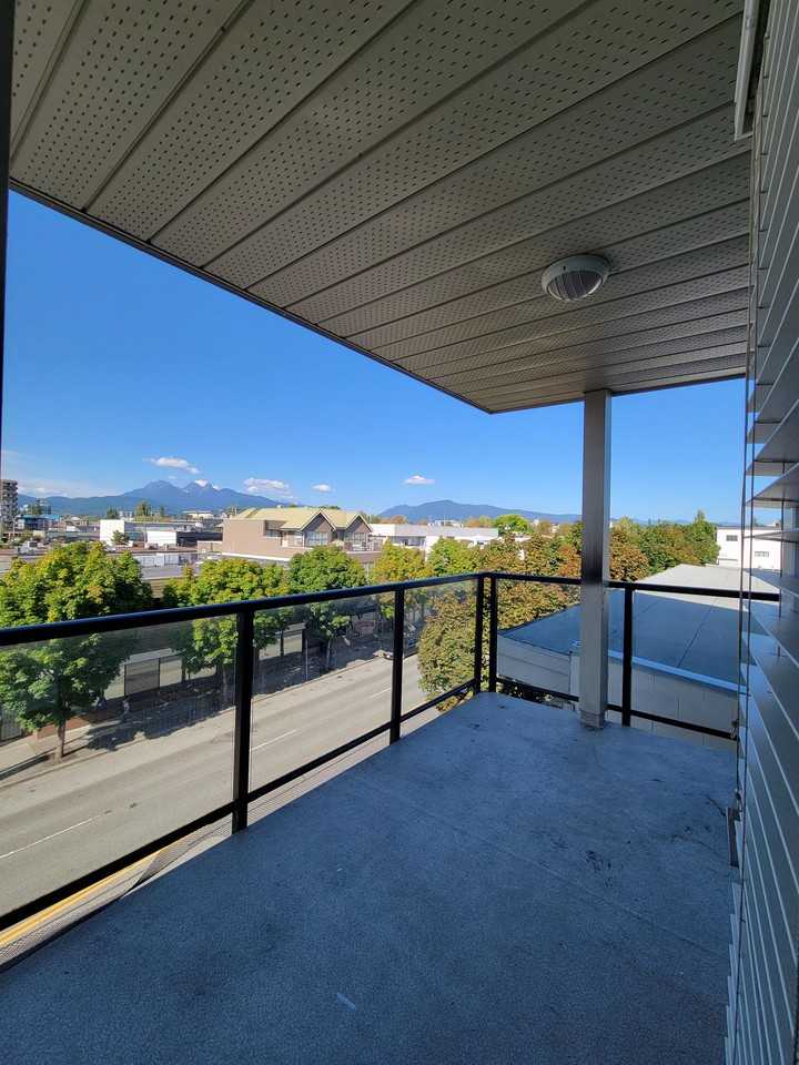 22318 Lougheed Highway - Photo 7 of 12