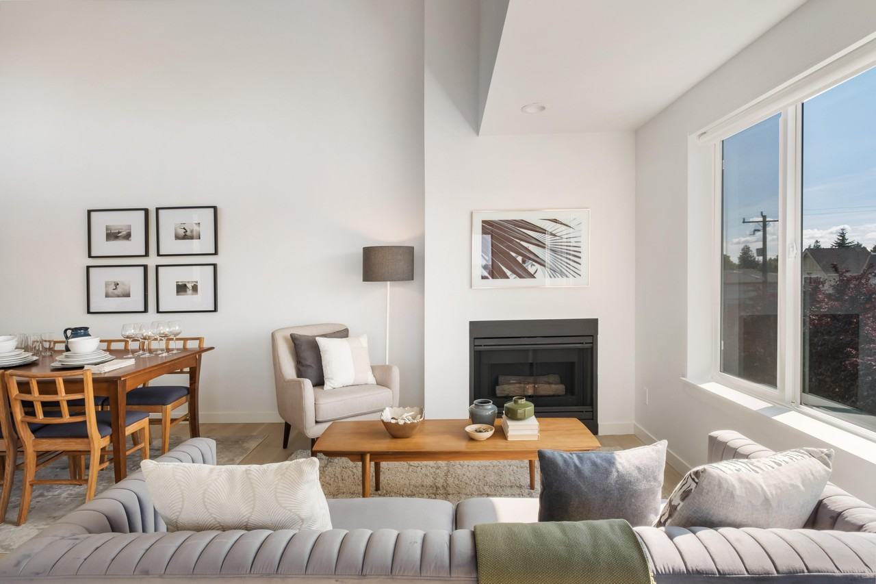 Beach Landing - Photo 2 of 39