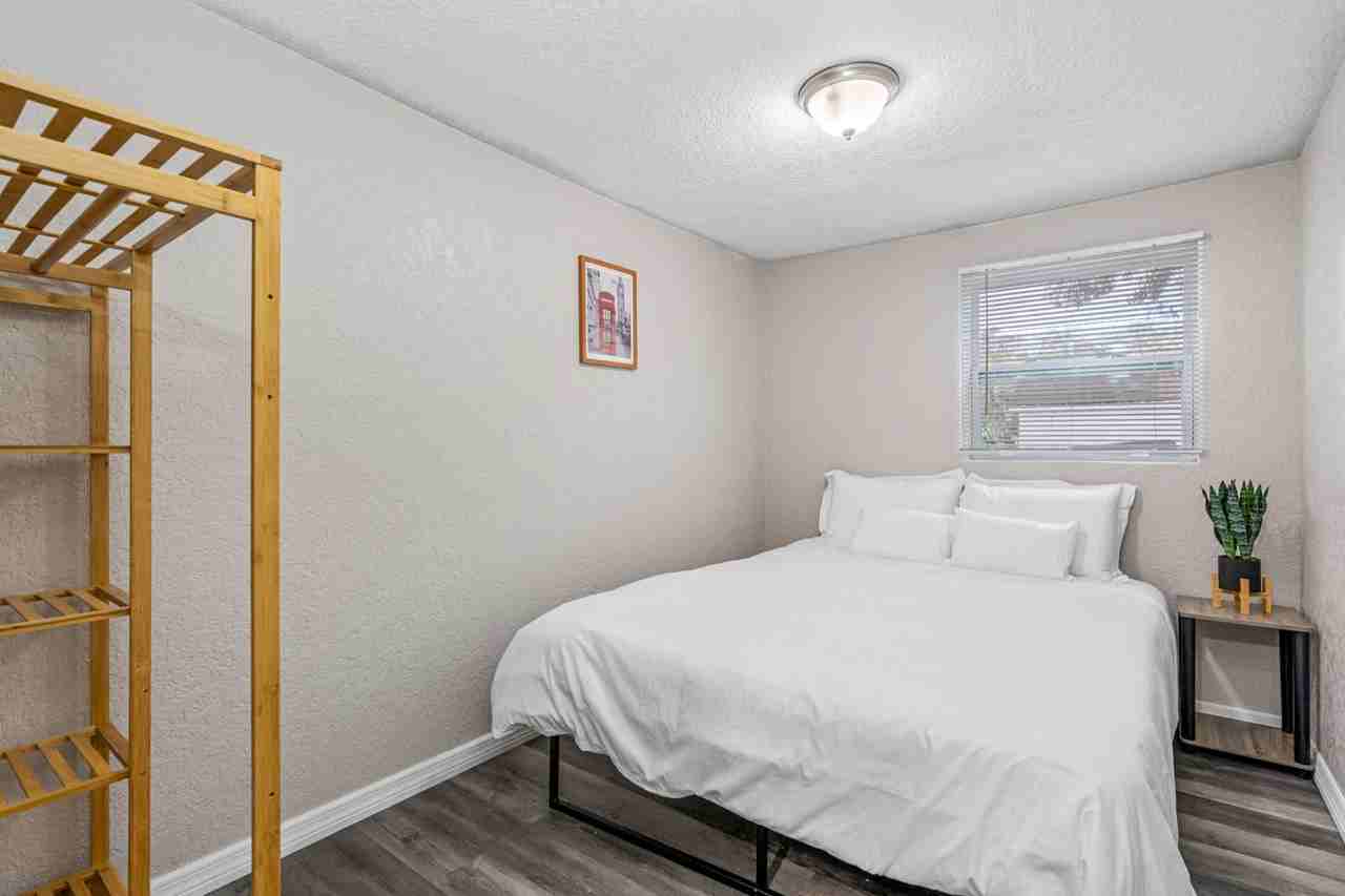 8005 East Doctor Martin Luther King Junior Boulevard - Photo 4 of 7