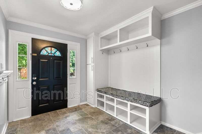 3331 Spring Ln - Photo 2 of 47