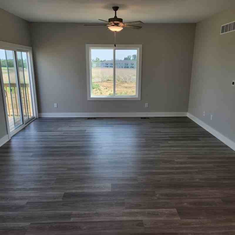 2700 Yordi Dr - Photo 3 of 24