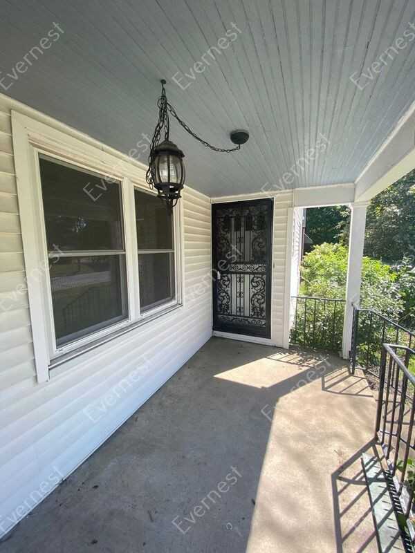 360 Kessler St - Photo 3 of 30
