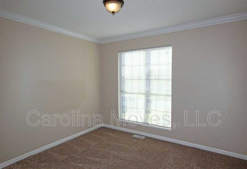 311 Fairdale Dr - Photo 7 of 14