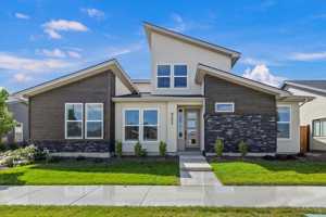 featured image of 8283 W Shams Ln
