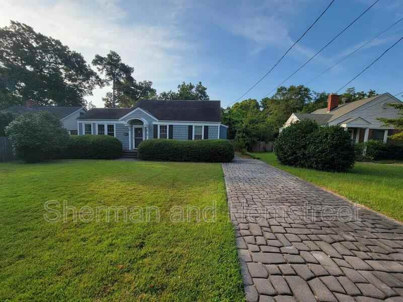 1748 Pinetree Rd - Photo 3 of 17