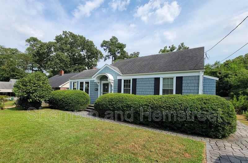 1748 Pinetree Rd - Photo 2 of 17