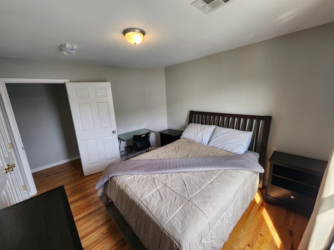 255 - 257 NJ Railroad Ave - Photo 2 of 15