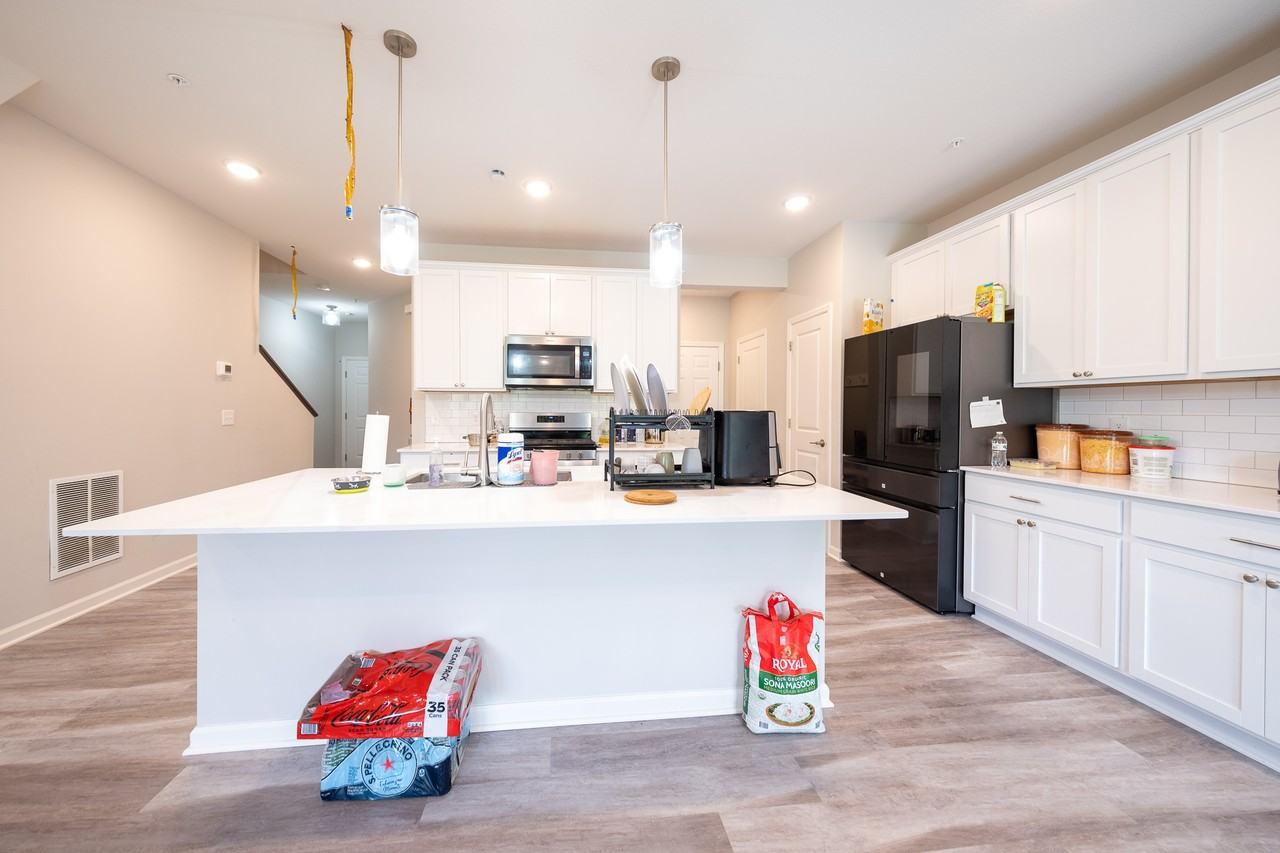 4872 Avery Ct #1 - Photo 5 of 25