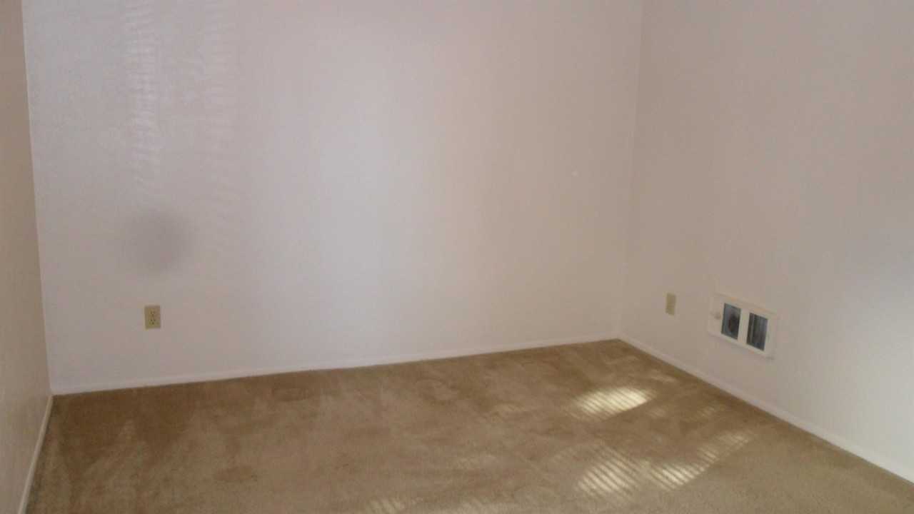 1017 Hermitage Way S #11 - Photo 7 of 12
