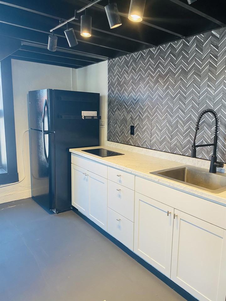 349 S Convent Ave #349 - Photo 2 of 14