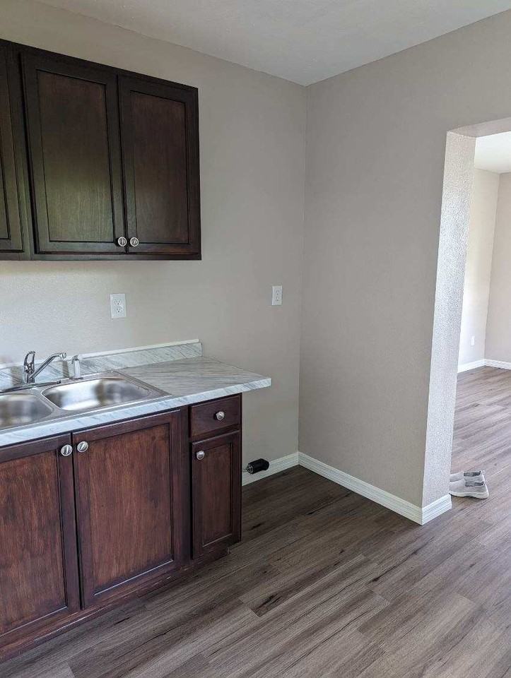 1036 Ola Dr #2 - Photo 5 of 9