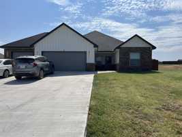 featured image of 13691 Ne Lafayette Dr #1