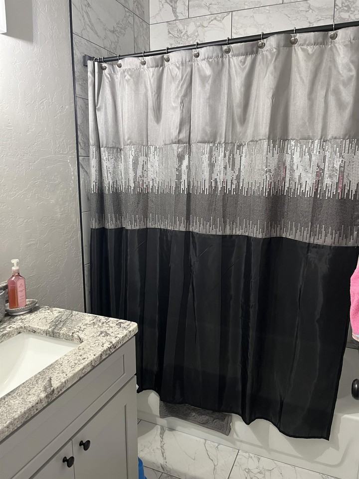 13691 Ne Lafayette Dr #1 - Photo 5 of 42