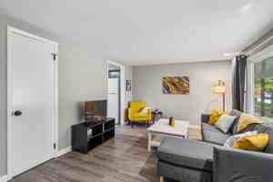 featured image of 322 West Rensselaer Street #324