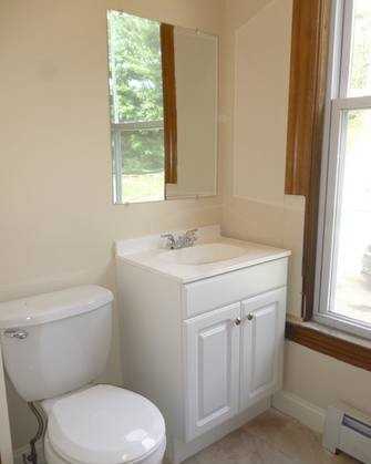 94 N Main St #B - Photo 5 of 17