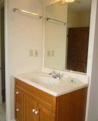 94 N Main St #B - Photo 7 of 17