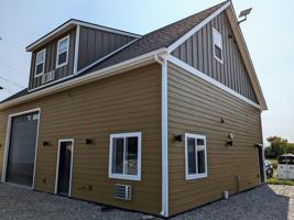 featured image of 1016 8th Ave W Apt B #1