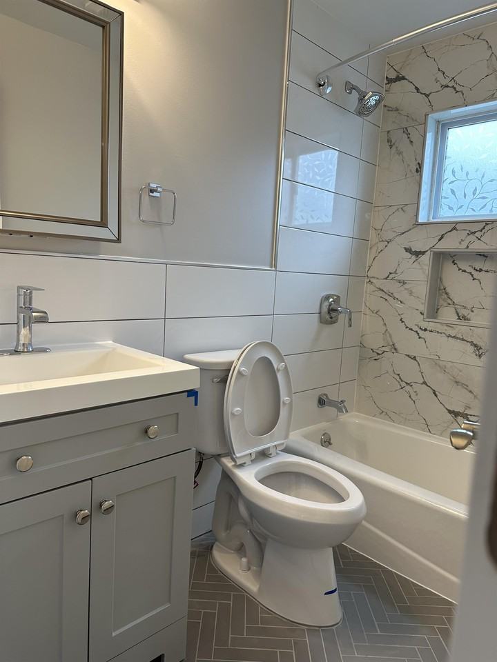 1731 NORTH GARDINER DRIVE-5A #5A - Photo 5 of 16