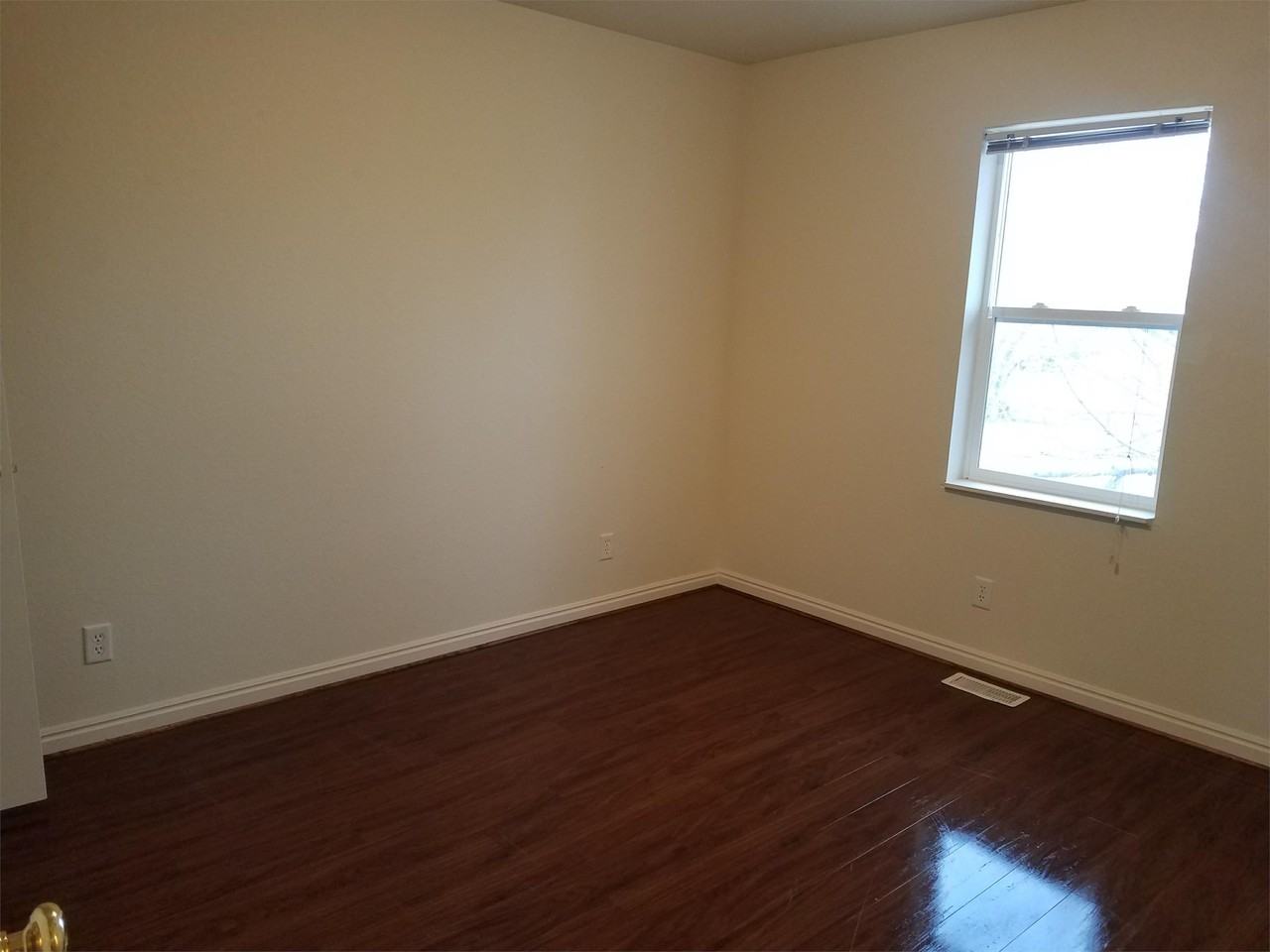 336 N Maybell Ave #1 - Photo 7 of 13