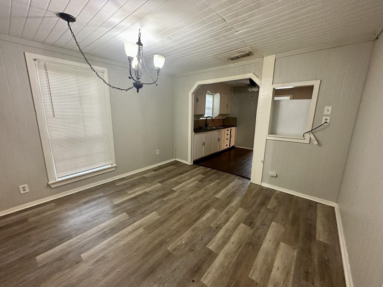 1008 Peak St #1 - Photo 6 of 20