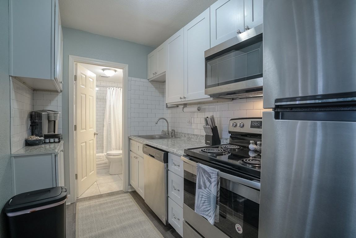 3811 Mercier St #3811-103 - Photo 7 of 20