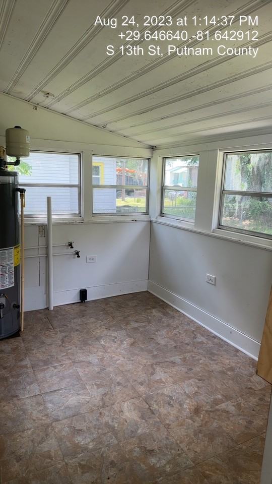 208 South 13th Street - Photo 6 of 10