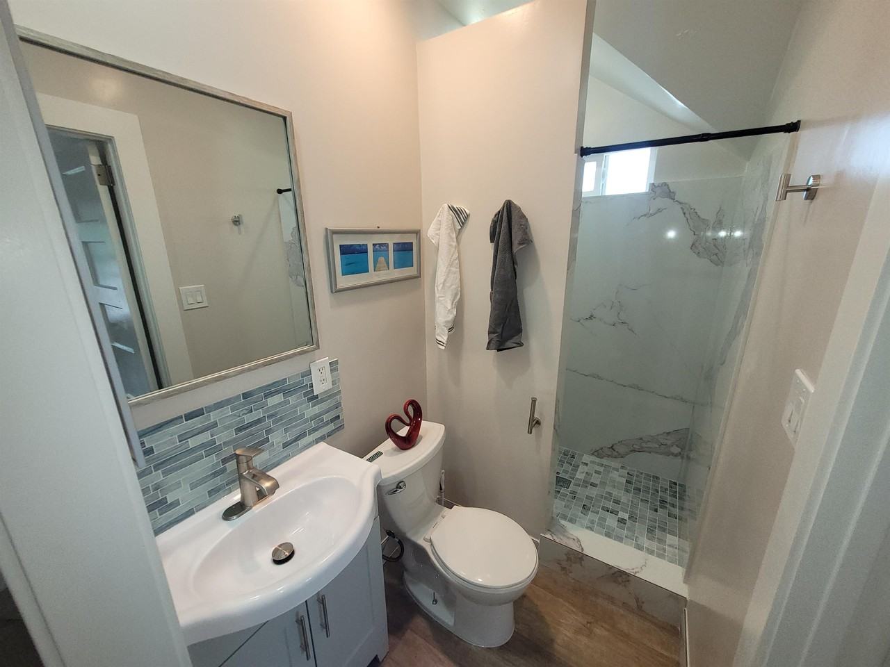 498 S 7th St #4 - Photo 6 of 33