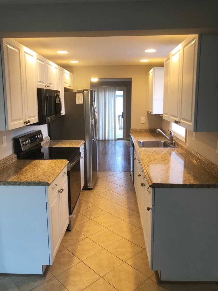 3522 Oak Dr #1 - Photo 2 of 8