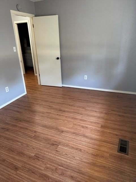 638 Railroad St #1 - Photo 5 of 17
