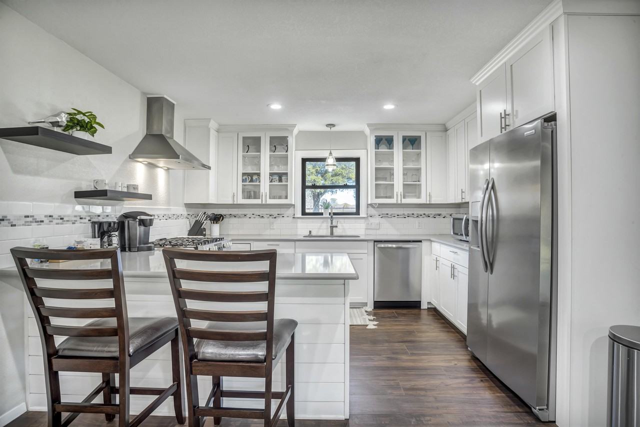 3301 East Dr #1 - Photo 7 of 19