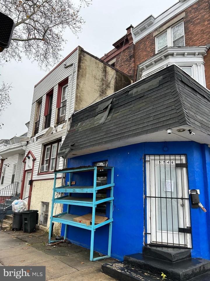 5748 Chestnut Street - 1F Commercial - Photo 2 of 7