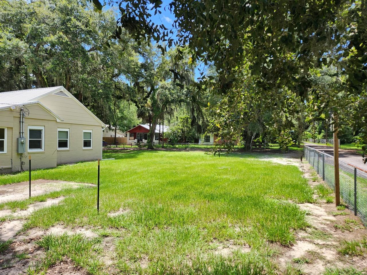 2924 Hampton St - Photo 2 of 11
