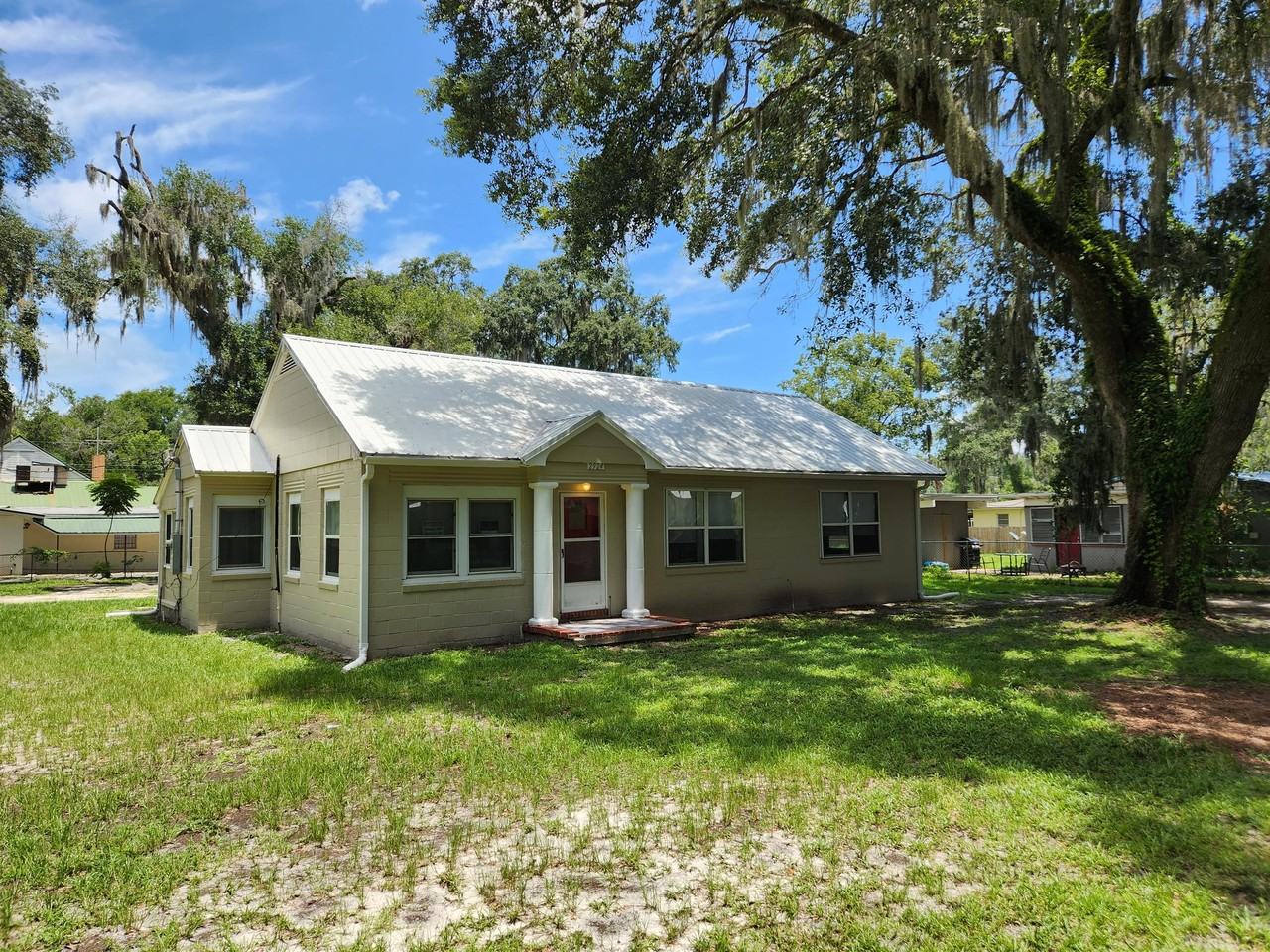 2924 Hampton St - Photo 3 of 11