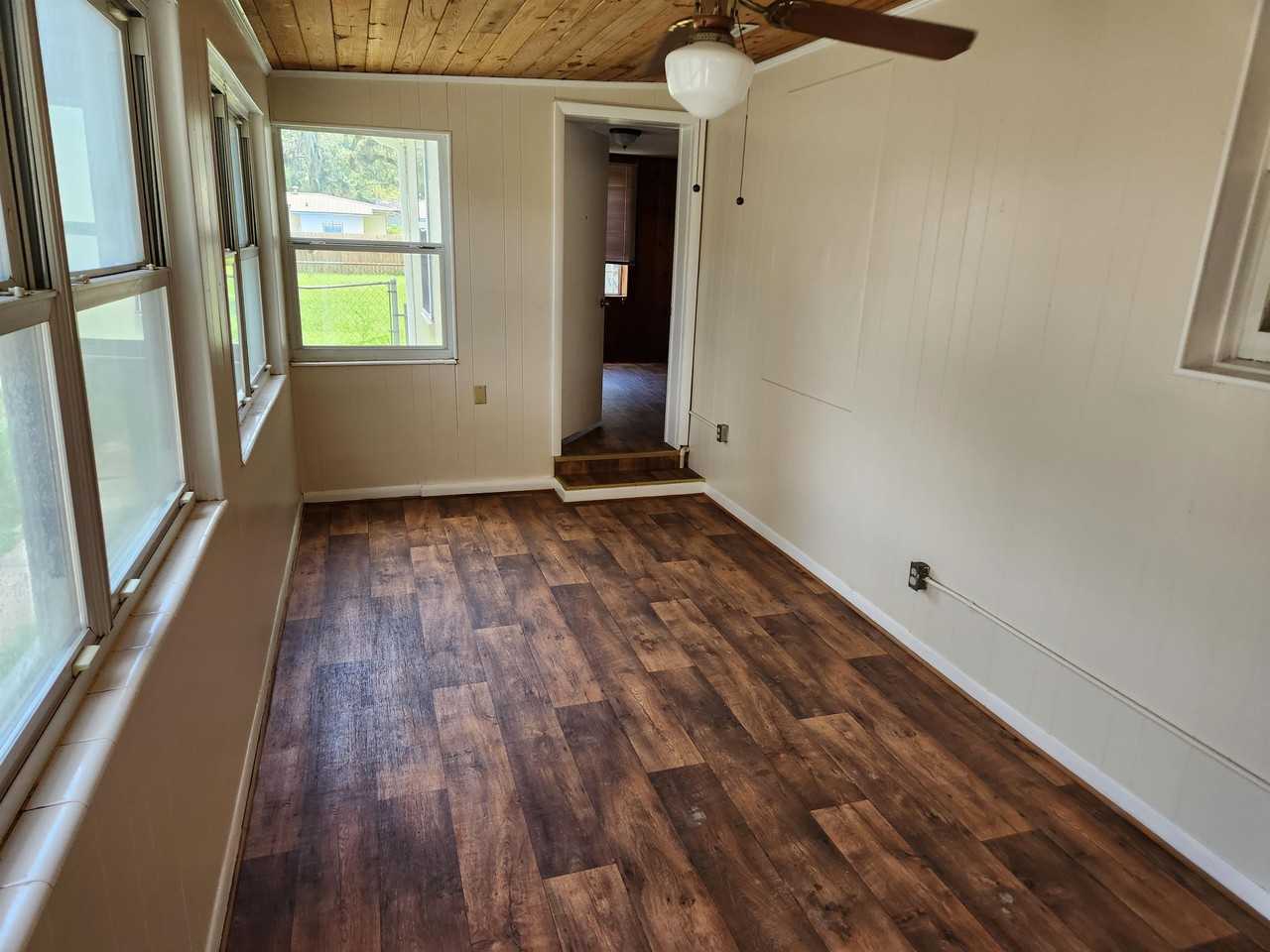 2924 Hampton St - Photo 4 of 11