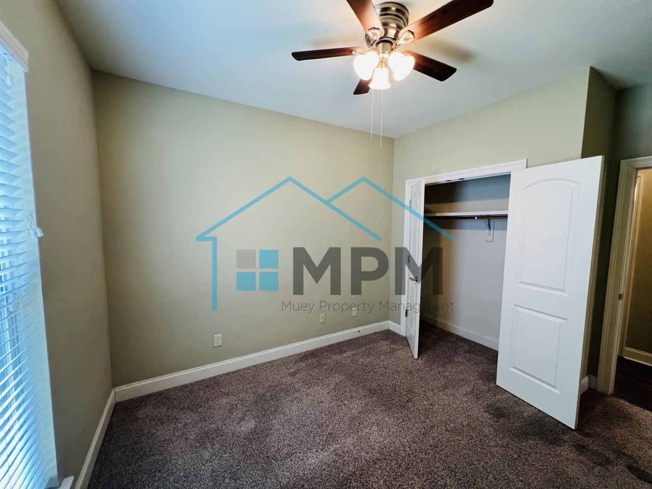 111 Briar Glen Dr #1 - Photo 5 of 16