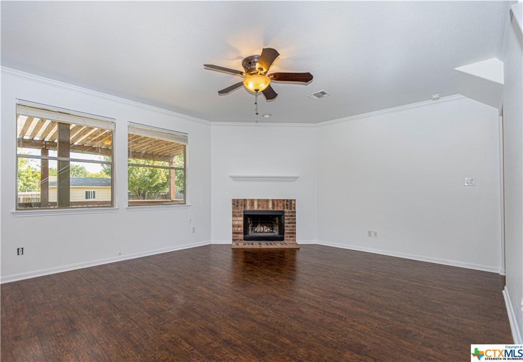 394 Pecan Mdws #1 - Photo 2 of 27